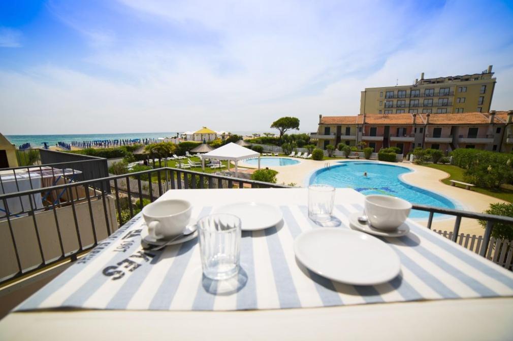 Residence Porto Sole カヴァッリーノ・トレポルティ エクステリア 写真