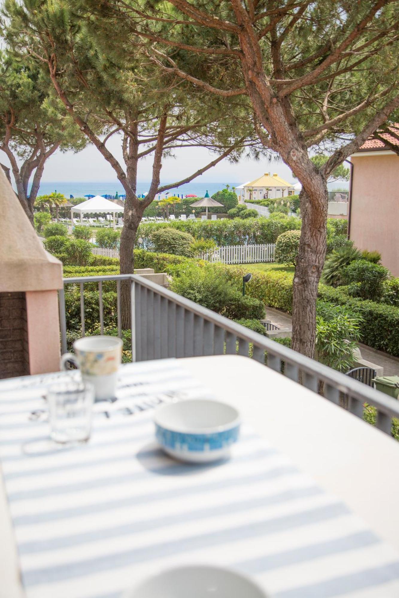 Residence Porto Sole カヴァッリーノ・トレポルティ エクステリア 写真