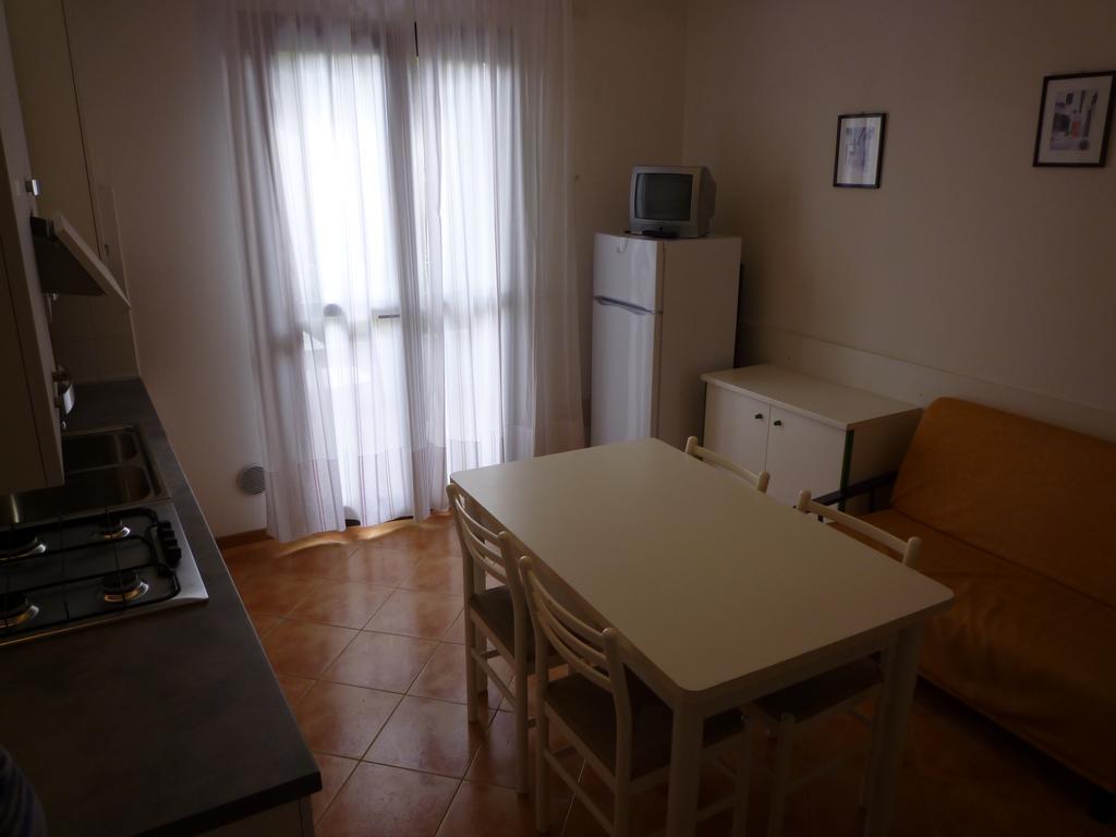 Residence Porto Sole カヴァッリーノ・トレポルティ エクステリア 写真