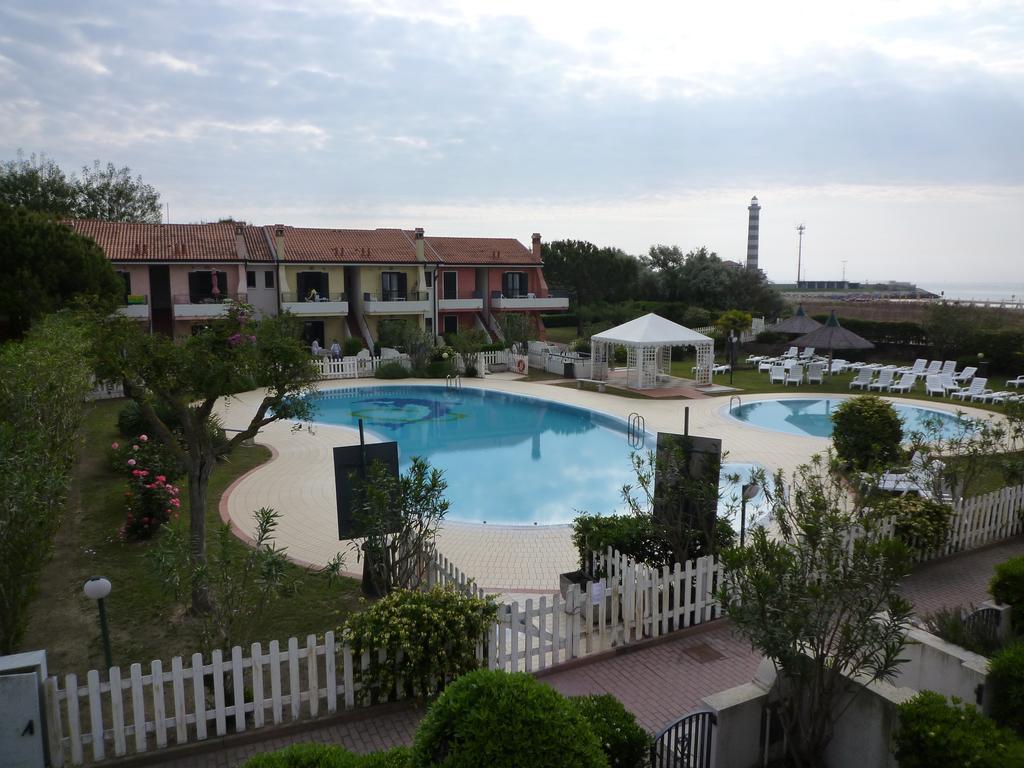 Residence Porto Sole カヴァッリーノ・トレポルティ エクステリア 写真